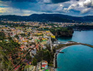 Lejebil & biludlejning i region Campania